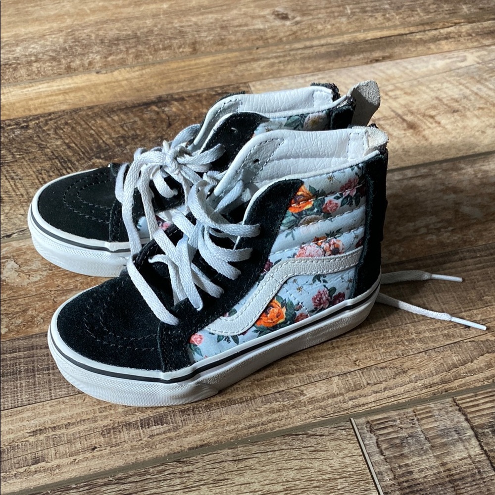 Vans Black and White SK8-Hi Sneakers with Jazz Stripe